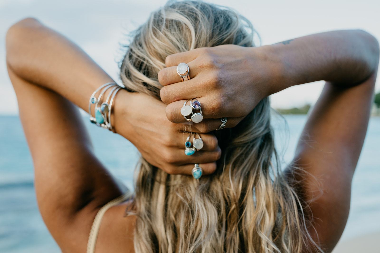 Which Way Are You Supposed to Wear a Ring?