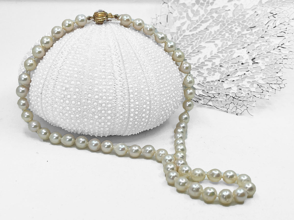 Alternate view of the white baroque cultured pearl necklace