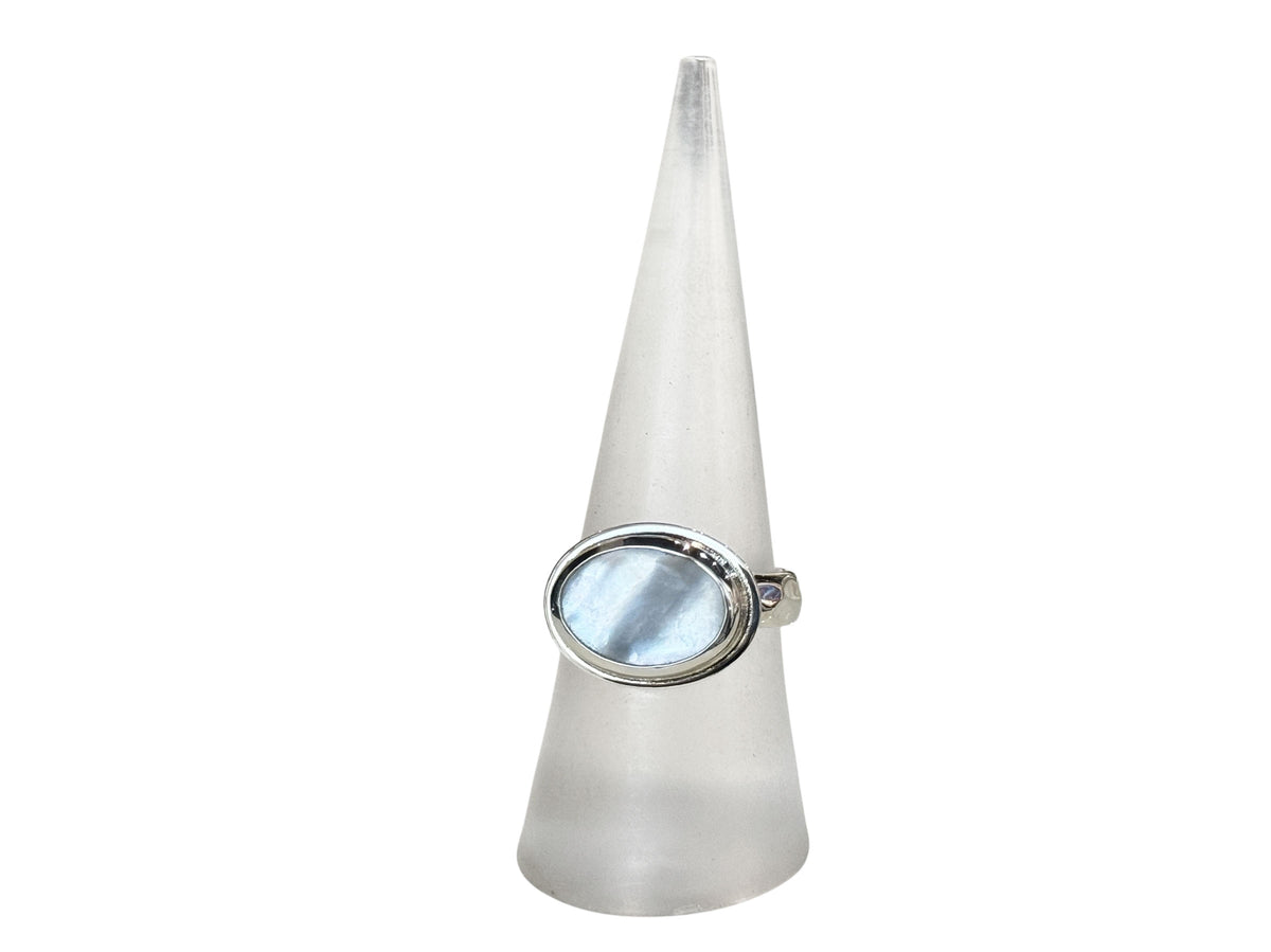 Side view of the white oval mother-of-pearl ring in silver