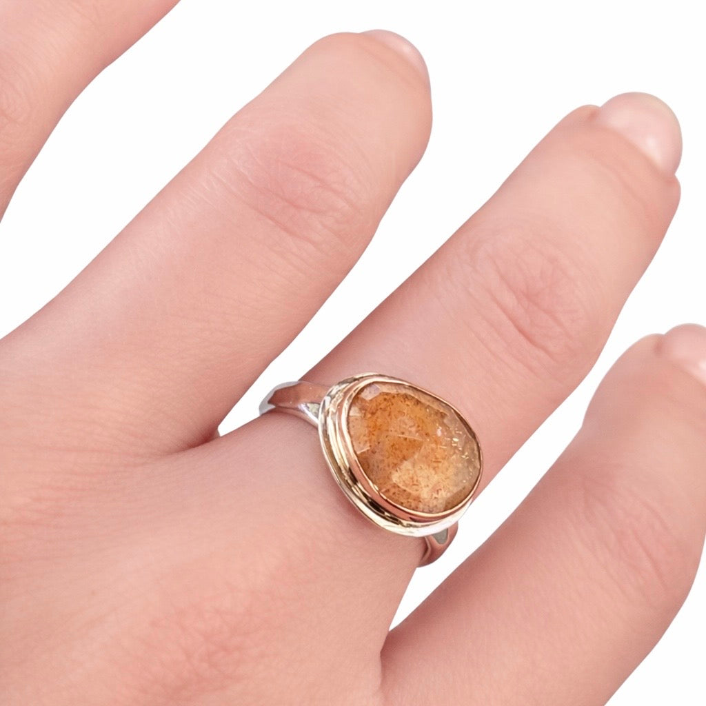 Sunstone Freeform Pear-Shaped Faceted Silver Ring Size 8