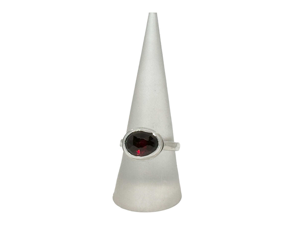 Red Garnet Rose Cut Silver Freeform Ring Size 7-1/2