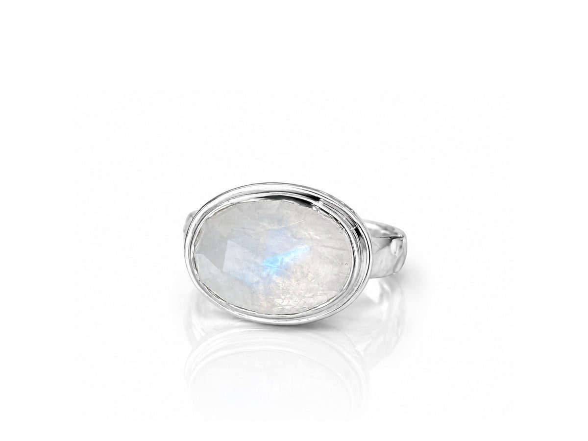 Silver Oval Faceted Moonstone Ring with Hammered Band Size 8
