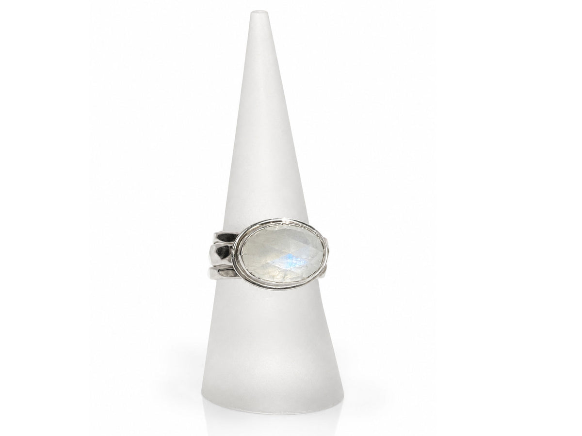 Silver Oval Faceted Moonstone Ring with Hammered Band Size 7