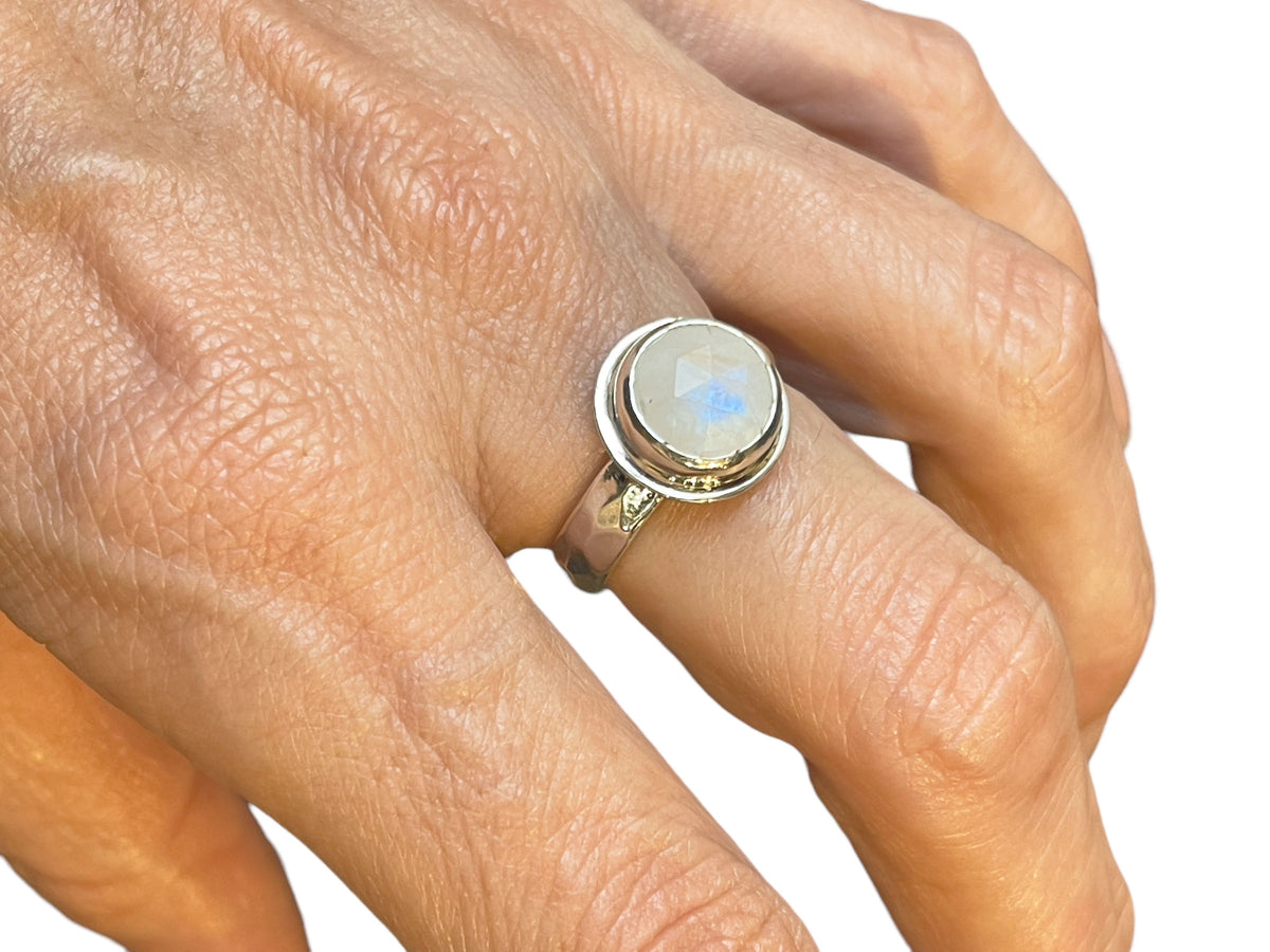 Silver Round Faceted Moonstone Ring with Hammered Band