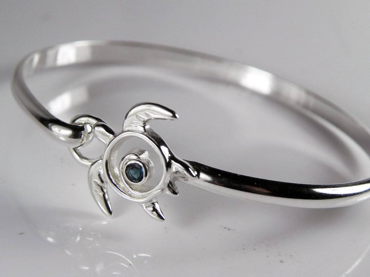 3mm Sea Turtle Hook Bracelet London Blue Topaz Sterling Silver