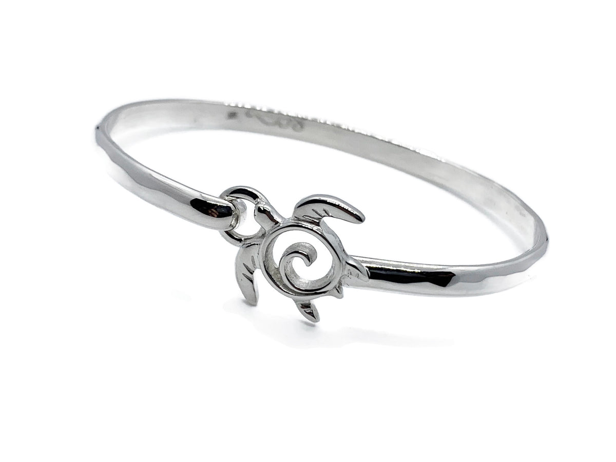 4mm Sea Turtle Bracelet Silver Latching Bangle